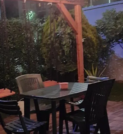 La Casa Di Emma Oda ve Kahvaltı *
